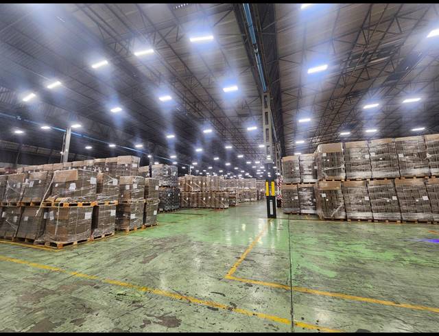 24,910M² WAREHOUSE TO LET IN WADEVILLE